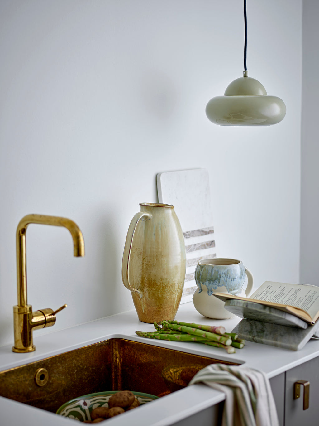 REVISTERO MARMOL NAZA