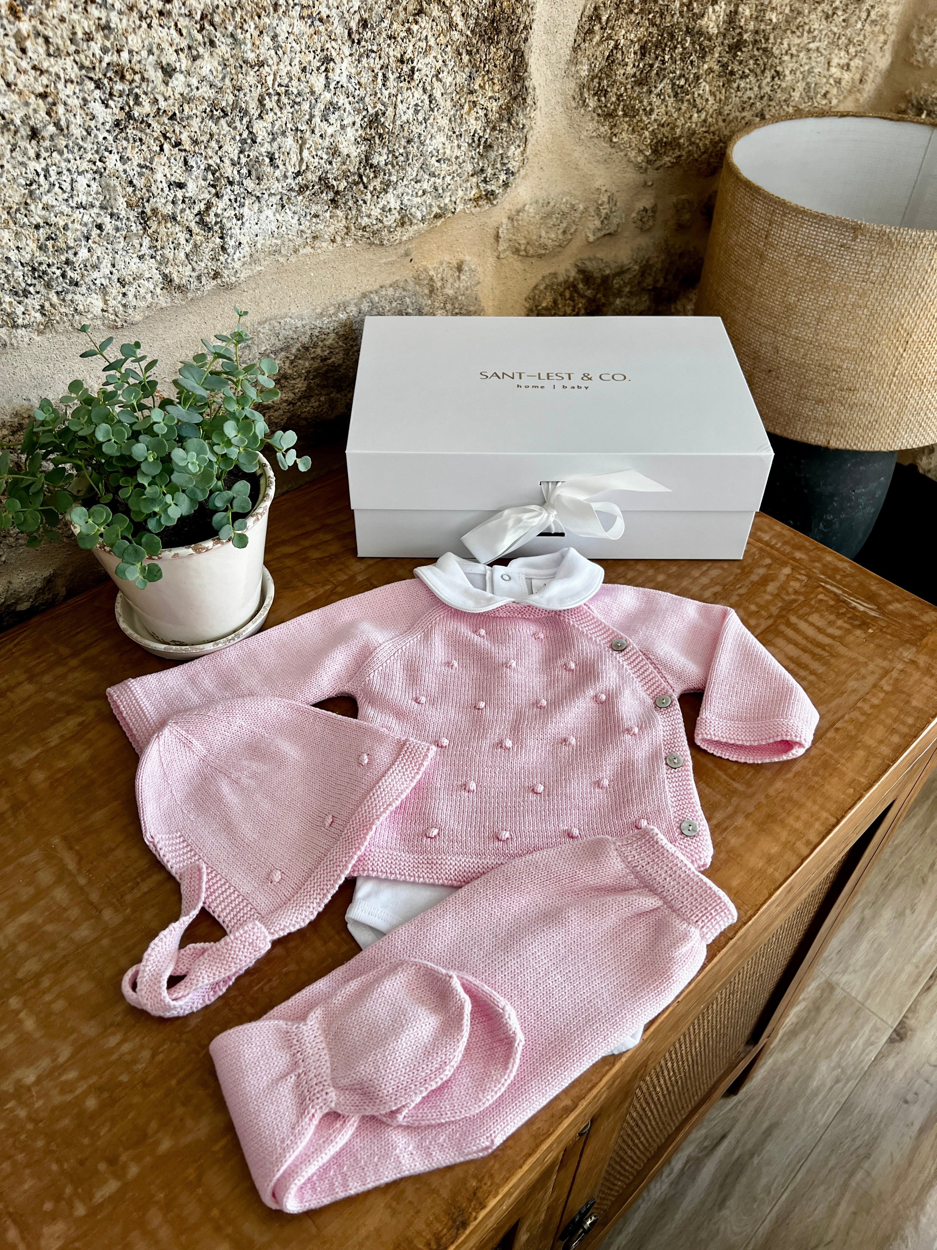 CAJA REGALO RECIÉN NACIDO 04 ROSA BEBÉ | CONJUNTO + BODY