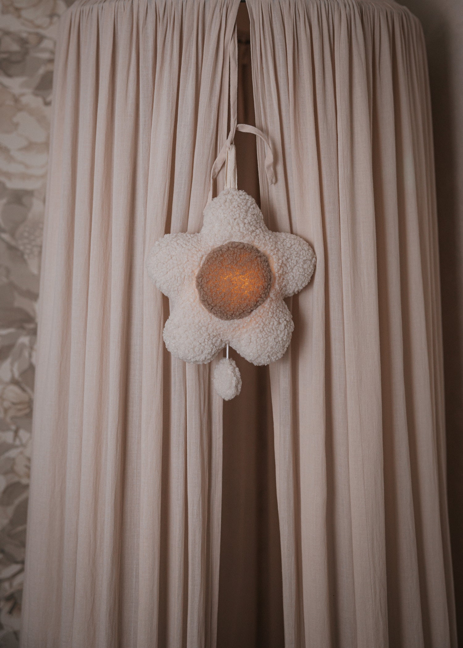 NIGHT BUGGIES FLOWER