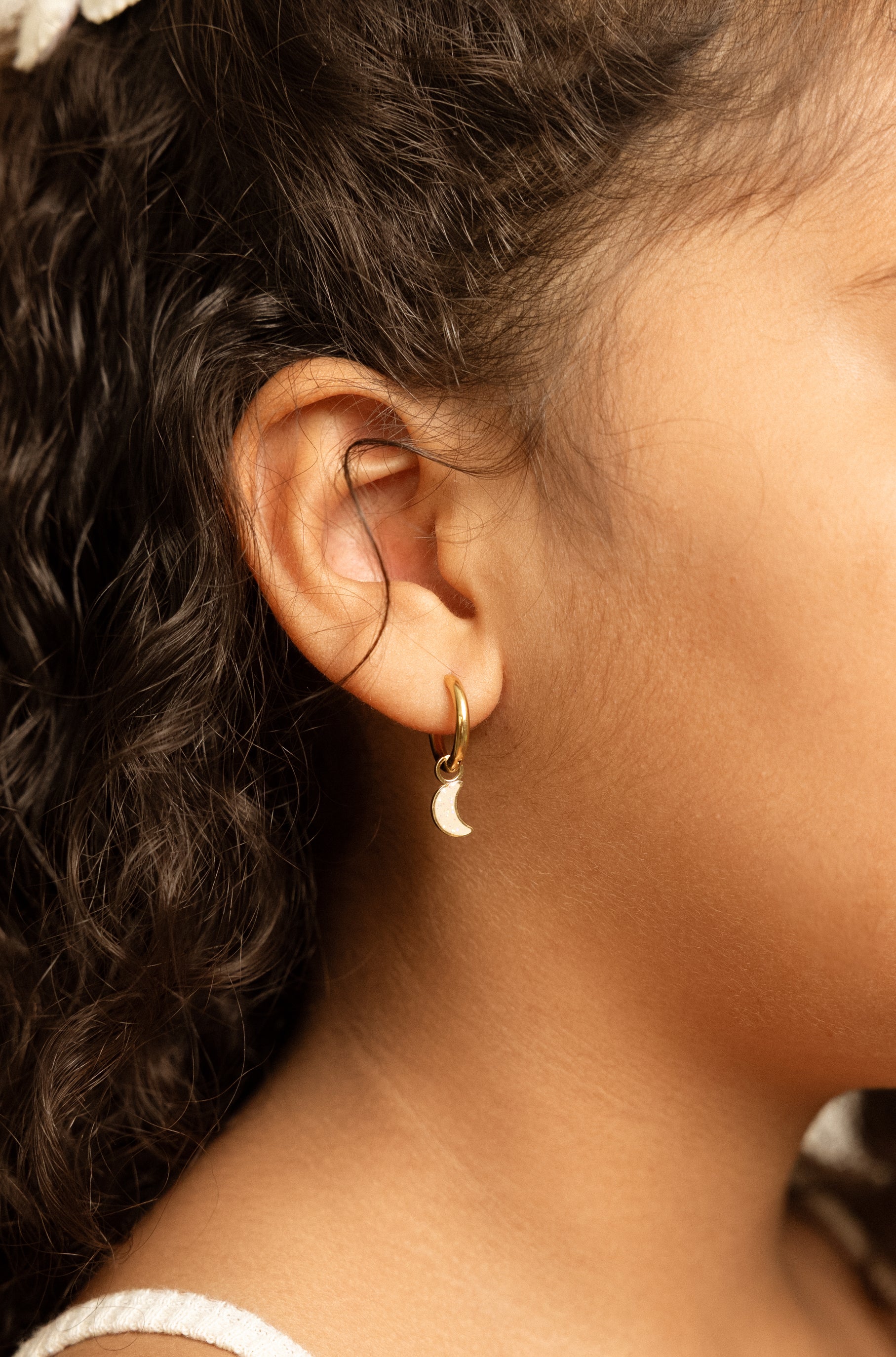 PENDIENTES SHINY MOON