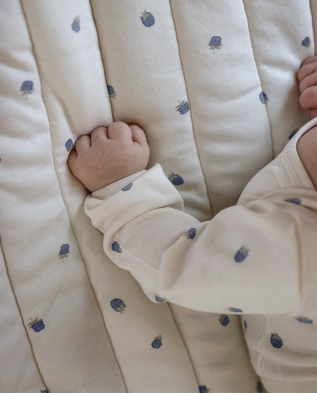 PLAYMAT - MANTA ACOLCHADA BLUEBERRIES NORTH BABY